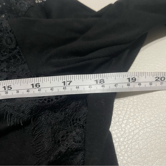 Maurices lace accent long sleeve top NWT size small - Picture 10 of 11